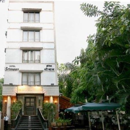 Hotel Srimaan Pune Exteriör bild